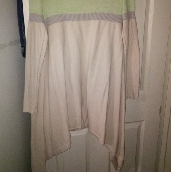 Volcom sweater - Picture 6 of 6